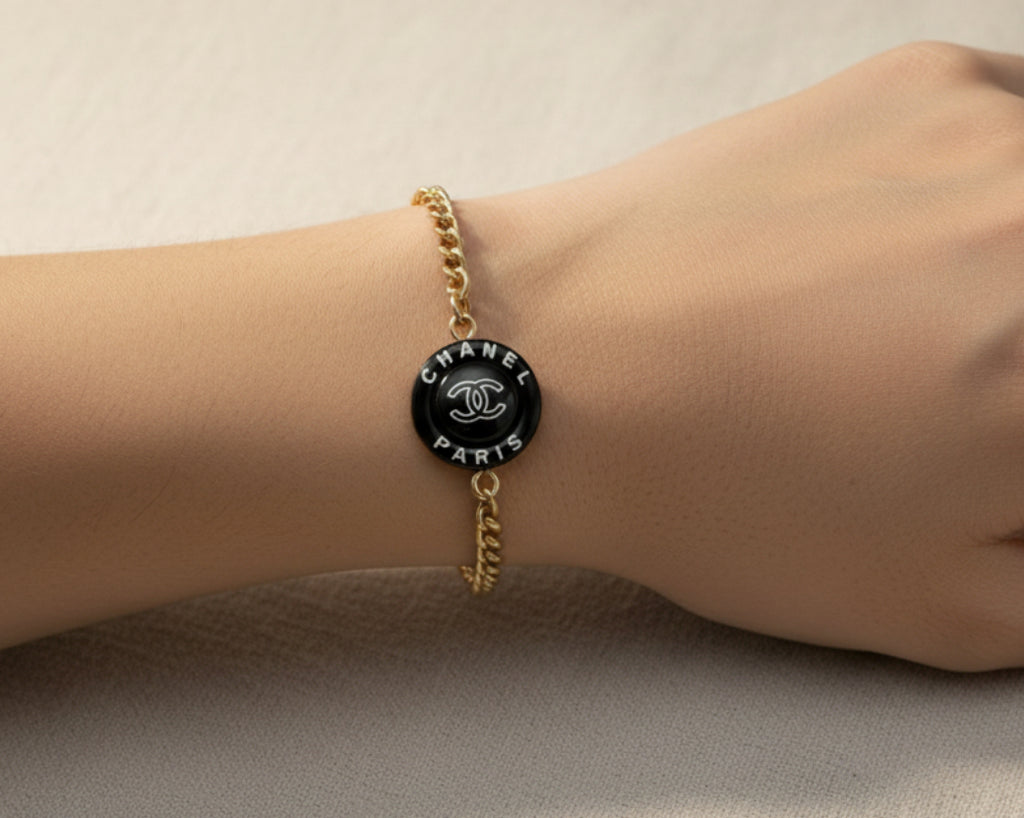 34- Upcycled Black Pendant Bracelet