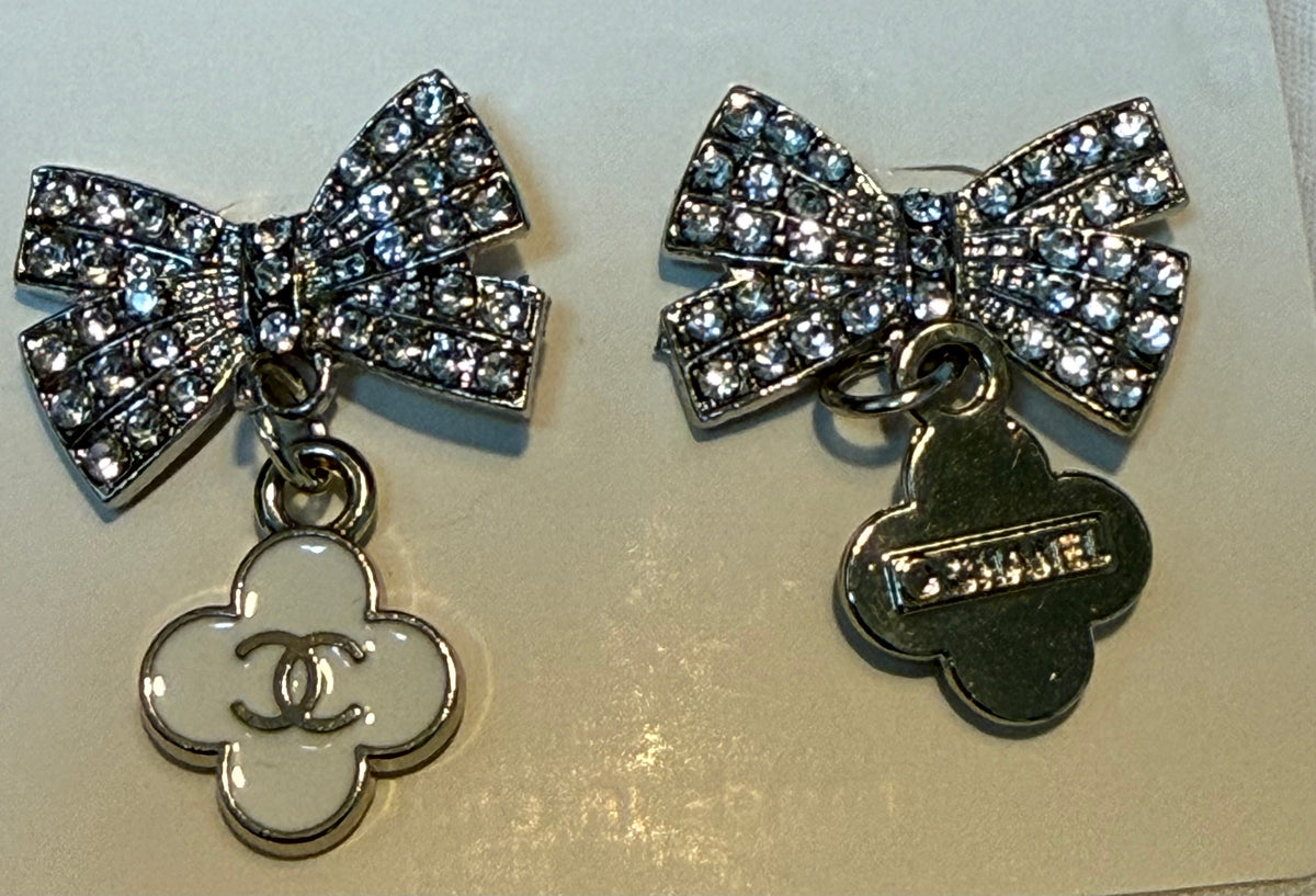 462 - Upcycled Silver White Flower Pendant Earrings with Bows
