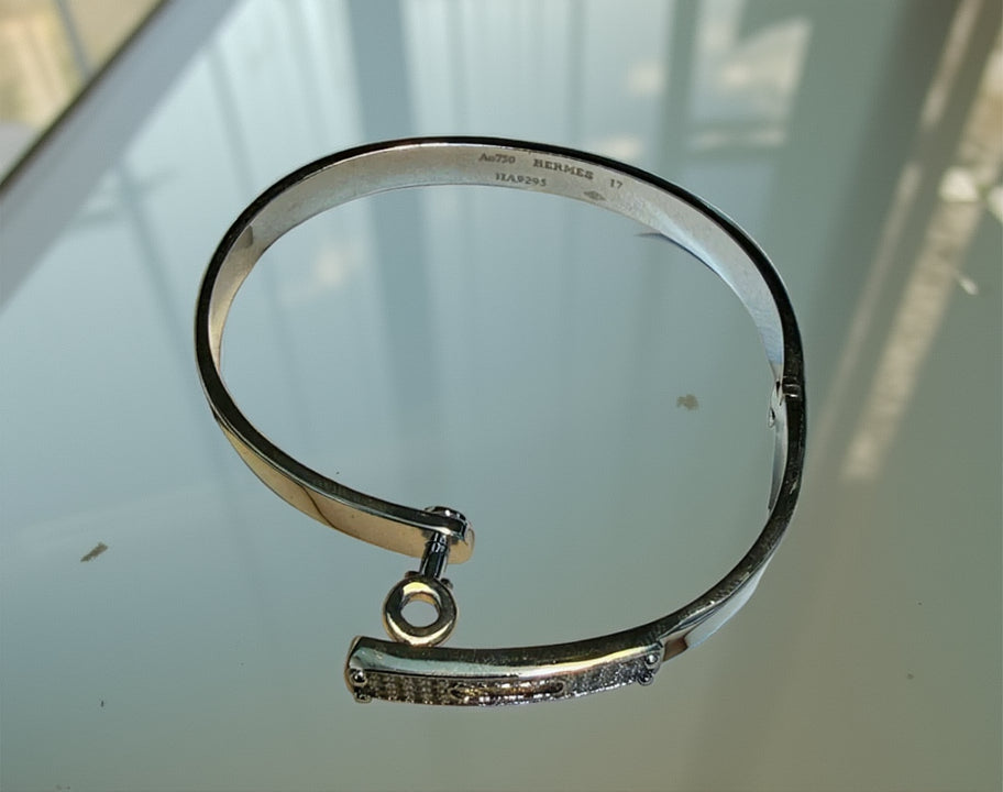 501- Silver Lock Bracelet (size 17)