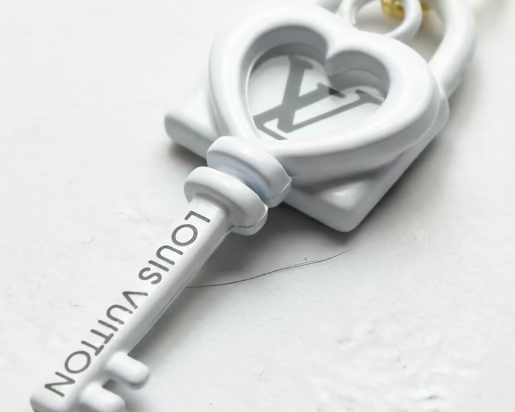 154- Upcycled White Pendant Necklace