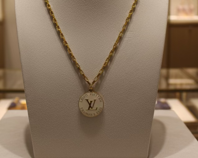 187- Upcycled White Pendant Necklace