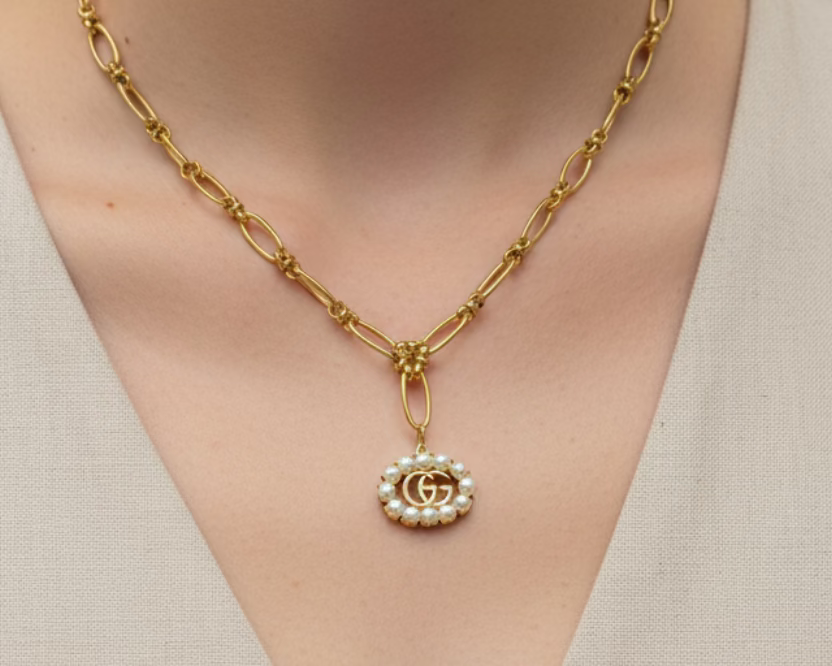 191- Upcycled Gold and Pearl Pendant Necklace